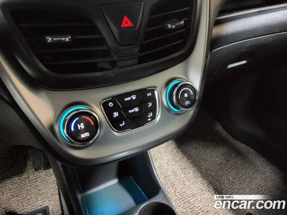 Chevrolet Spark 2016 1.0 Автомат в Москве № 38326, фото 16