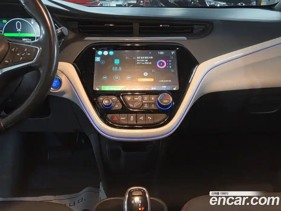 Chevrolet Bolt EV 2019 0.2 Автомат в Москве № 38398, фото 15