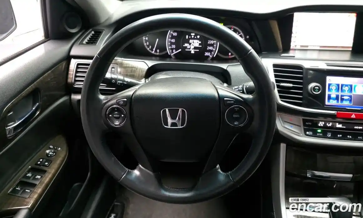 Honda Accord 2013 2.4 Автомат в Москве № 384312, фото 13