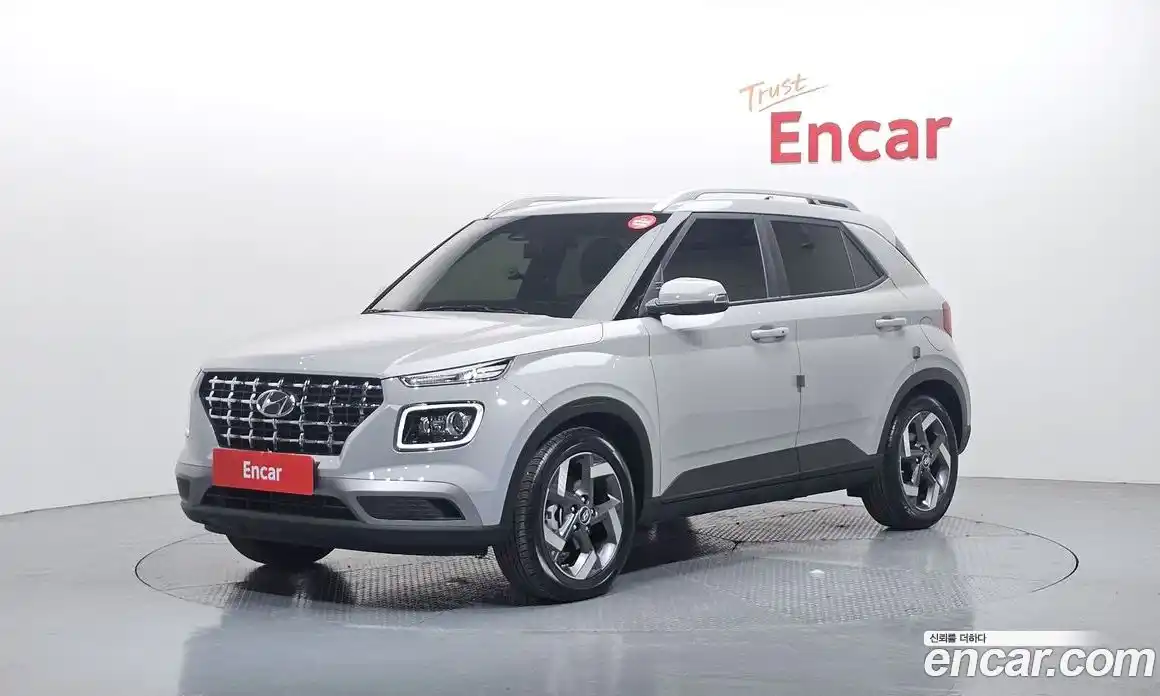 Hyundai Venue 2022 1.6 Автомат в Москве № 396498, фото 1