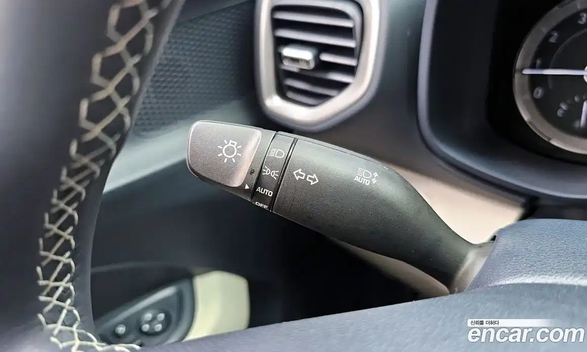 Hyundai Venue 2022 1.6 Автомат в Москве № 396498, фото 16