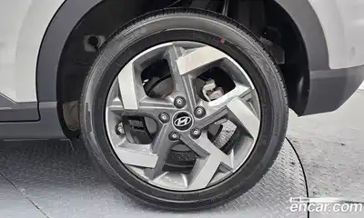 Hyundai Venue 2022 1.6 Автомат в Москве № 396498, миниатюра 5