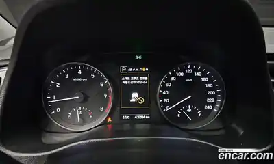 Hyundai Avante 2017 1.6 Автомат в Москве № 400213, миниатюра 8