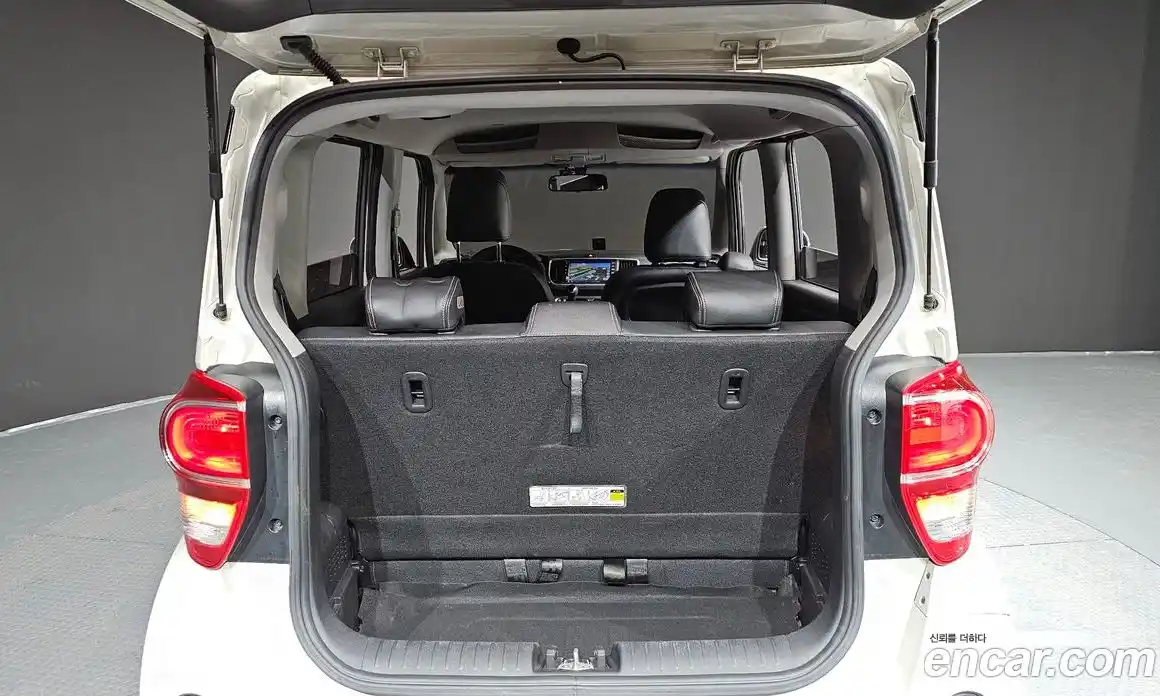 Kia Ray 2018 1.0 Автомат в Москве № 402199, фото 20