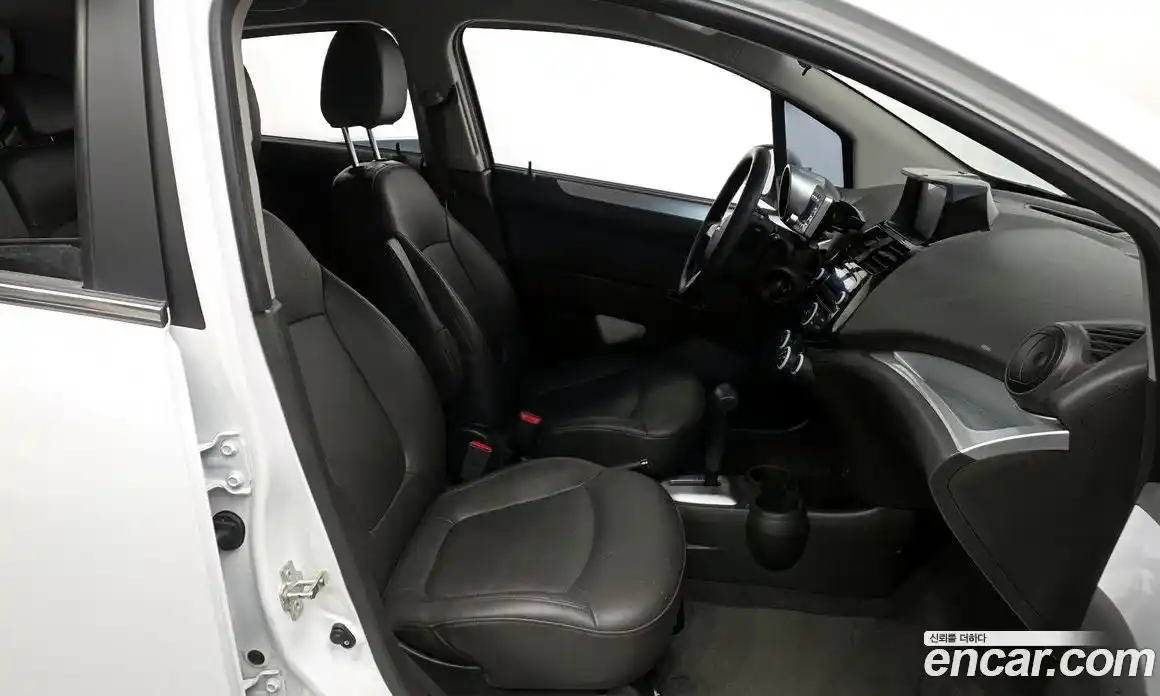 Chevrolet Spark 2013 1.0 Автомат в Москве № 41482, фото 11