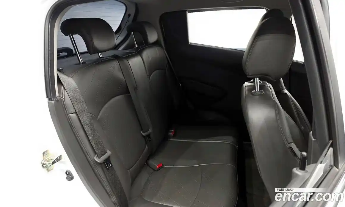 Chevrolet Spark 2013 1.0 Автомат в Москве № 41482, фото 12