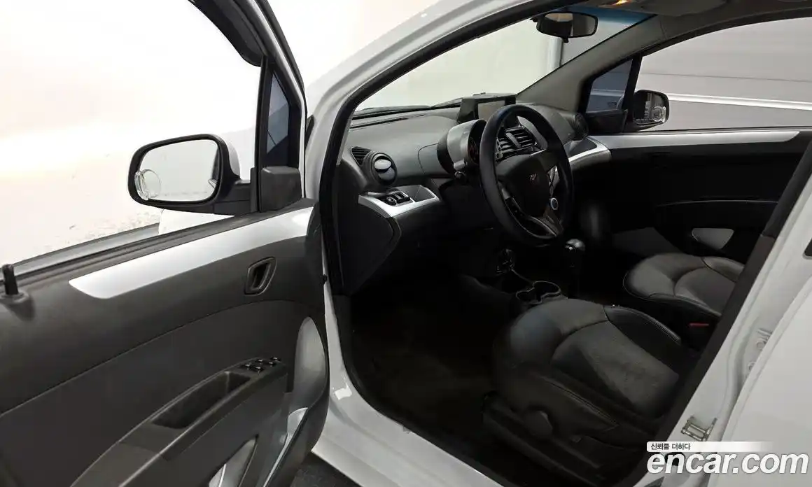 Chevrolet Spark 2013 1.0 Автомат в Москве № 41482, фото 10