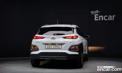 Hyundai Kona 2018 1.6 Автомат в Москве № 45231, миниатюра 4
