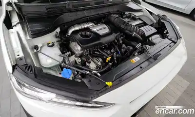 Hyundai Kona 2018 1.6 Автомат в Москве № 45231, миниатюра 6