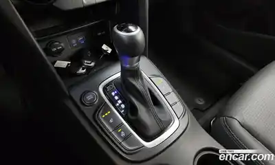 Hyundai Kona 2018 1.6 Автомат в Москве № 45231, миниатюра 9