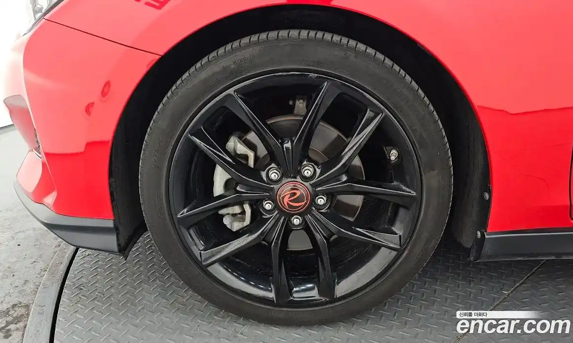 Hyundai Veloster 2018 1.6 Автомат в Москве № 48289, фото 5