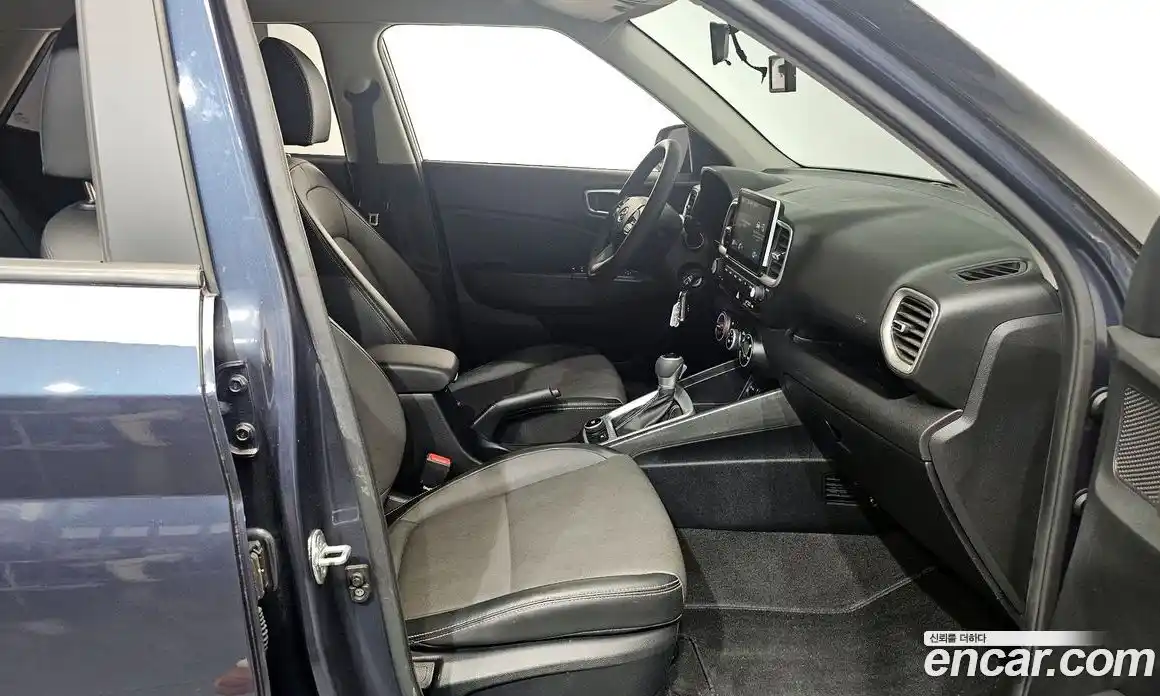 Hyundai Venue 2021 1.6 Автомат в Москве № 50143, фото 20