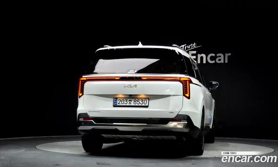 Kia Canival 2025 1.6 Автомат в Москве № 53860, фото 11