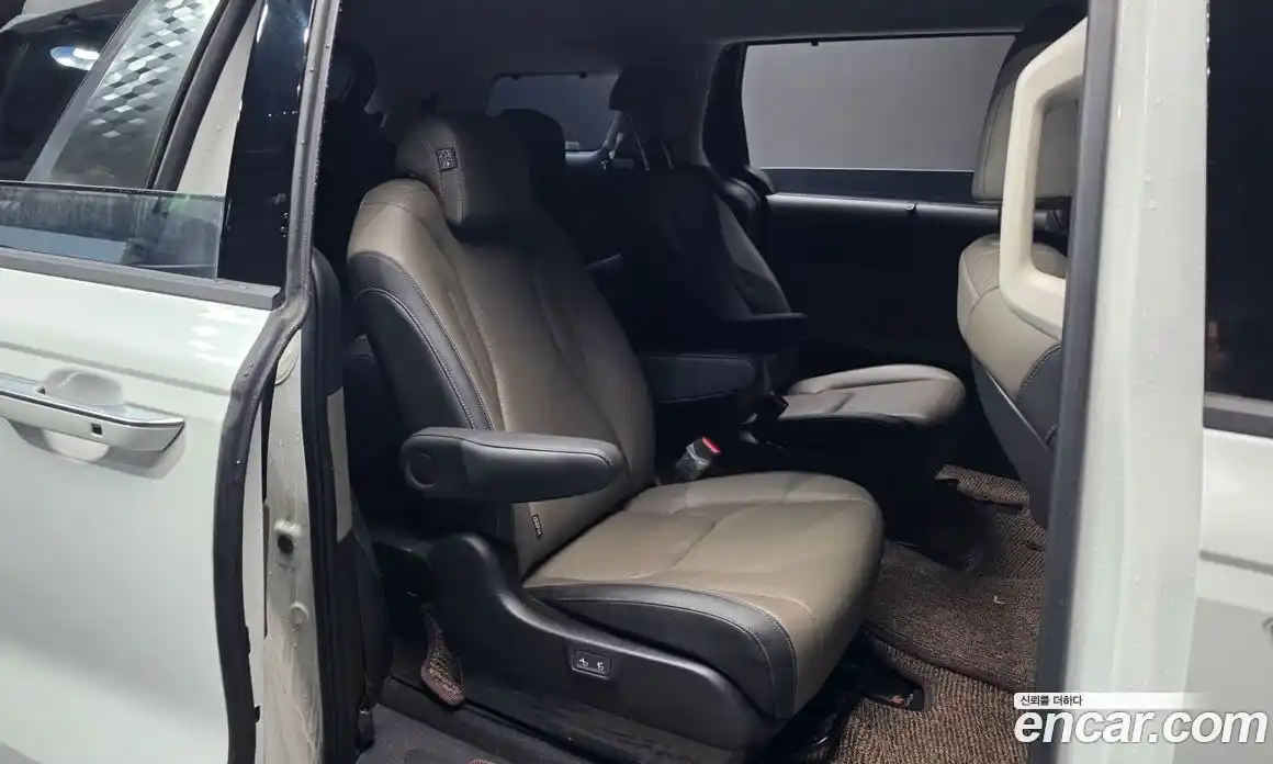 Kia Canival 2025 1.6 Автомат в Москве № 53860, фото 13