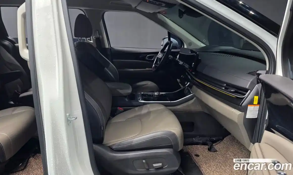 Kia Canival 2025 1.6 Автомат в Москве № 53860, фото 6