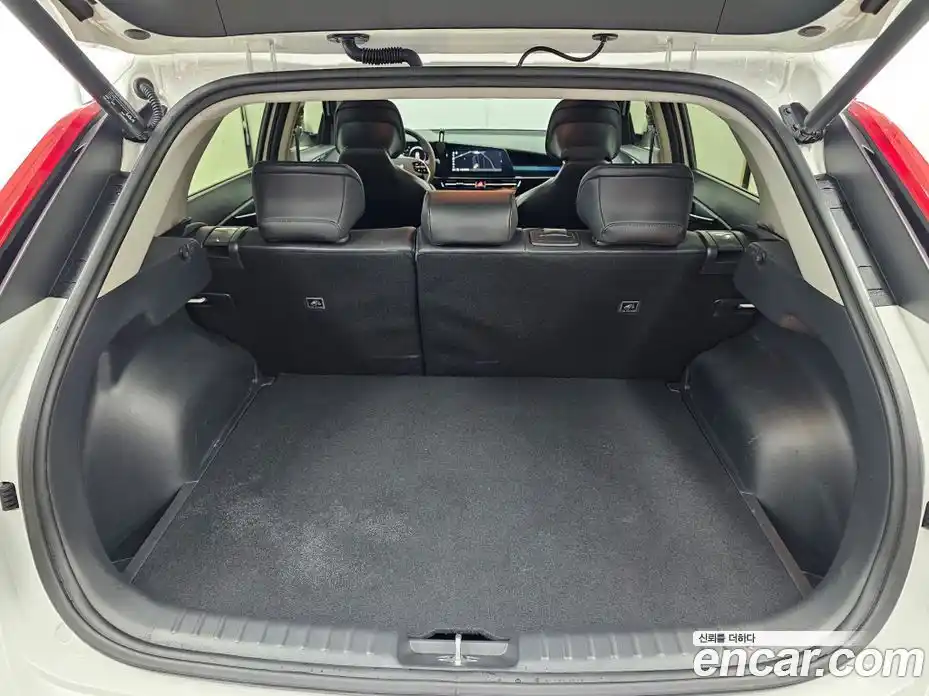 Kia Niro 2024 Автомат в Москве № 55304, фото 18