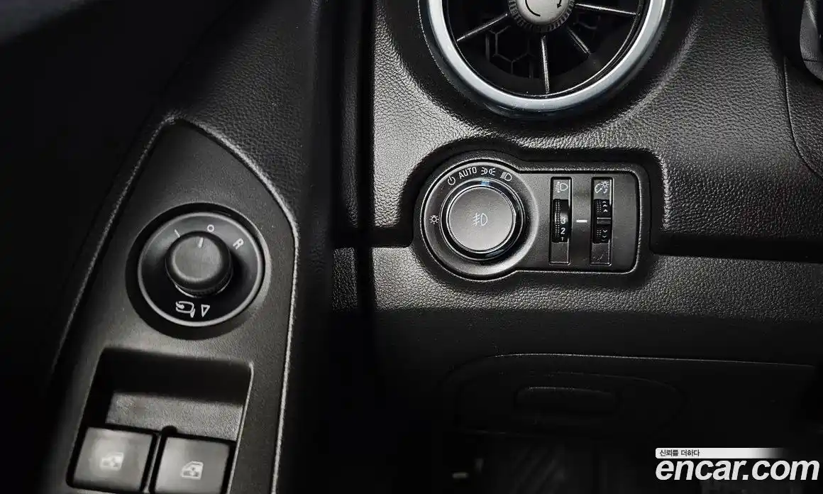 Chevrolet Trax 2013 1.4 Автомат в Москве № 59648, фото 14