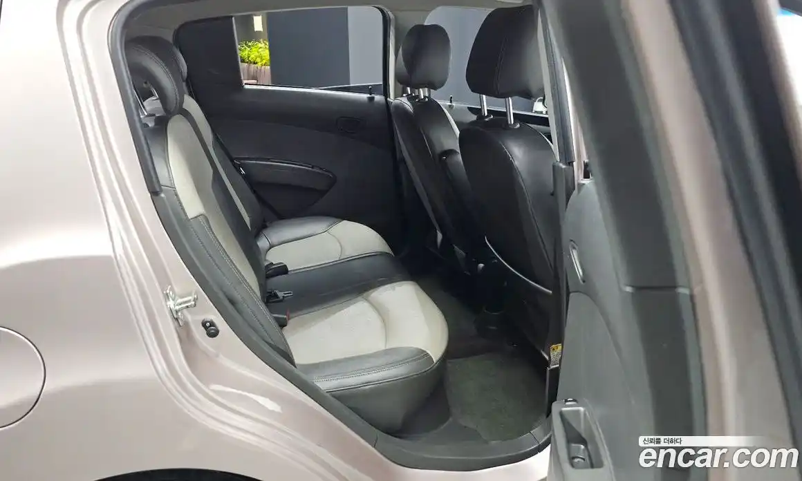 Chevrolet Matiz 2011 1.0 Автомат в Москве № 96233, фото 19