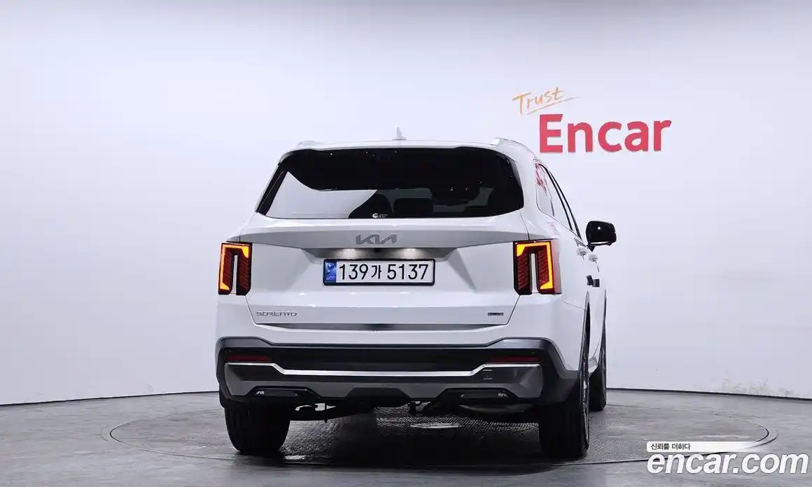 Kia Sorento 2024 1.6 Автомат в Москве № 96379, фото 4