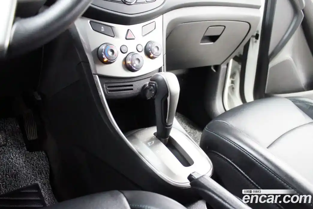 Chevrolet Trax 2015 1.4 Автомат в Москве № 100162, фото 16