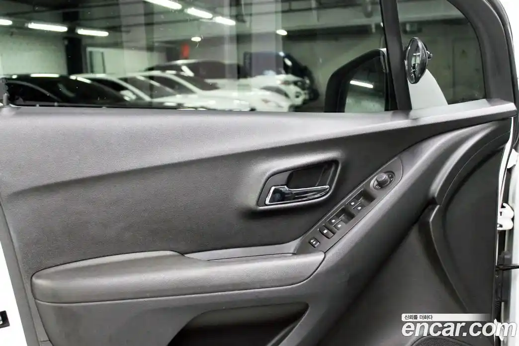 Chevrolet Trax 2015 1.4 Автомат в Москве № 100162, фото 7