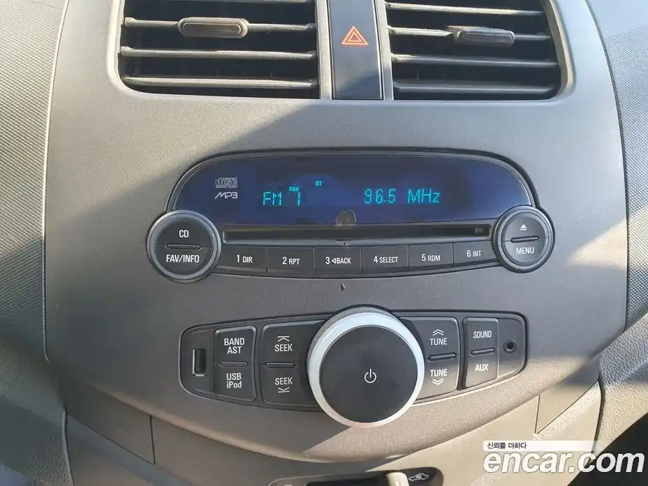 Chevrolet Spark 2012 1.0 Автомат в Москве № 105096, фото 17