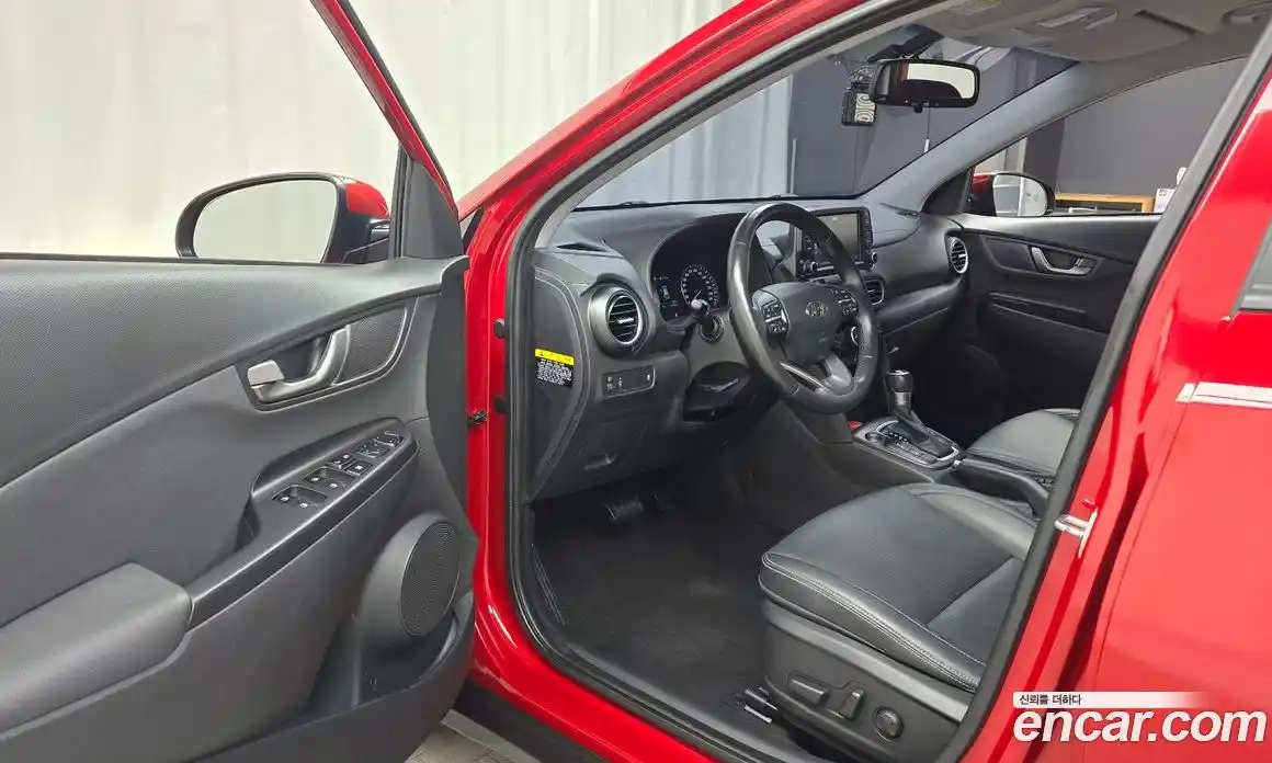 Hyundai Kona 2019 1.6 Автомат в Москве № 112120, фото 17