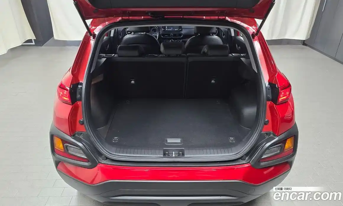 Hyundai Kona 2019 1.6 Автомат в Москве № 112120, фото 8