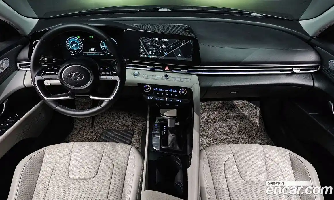 Hyundai Avante 2022 1.6 Автомат в Москве № 112710, фото 4