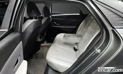 Hyundai Avante 2022 1.6 Автомат в Москве № 112710, миниатюра 5