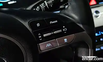 Hyundai Avante 2022 1.6 Автомат в Москве № 112710, миниатюра 10