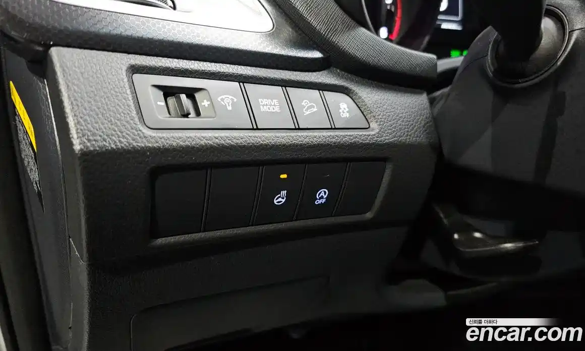 Hyundai Santa Fe 2018 2.0 Автомат в Москве № 113340, фото 15