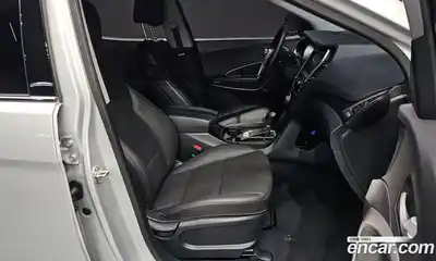 Hyundai Santa Fe 2018 2.0 Автомат в Москве № 113340, миниатюра 9