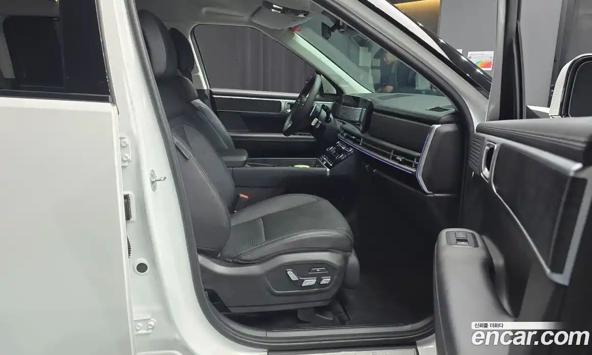 Hyundai Santa Fe 2024 2.5 Автомат в Москве № 115748, фото 15