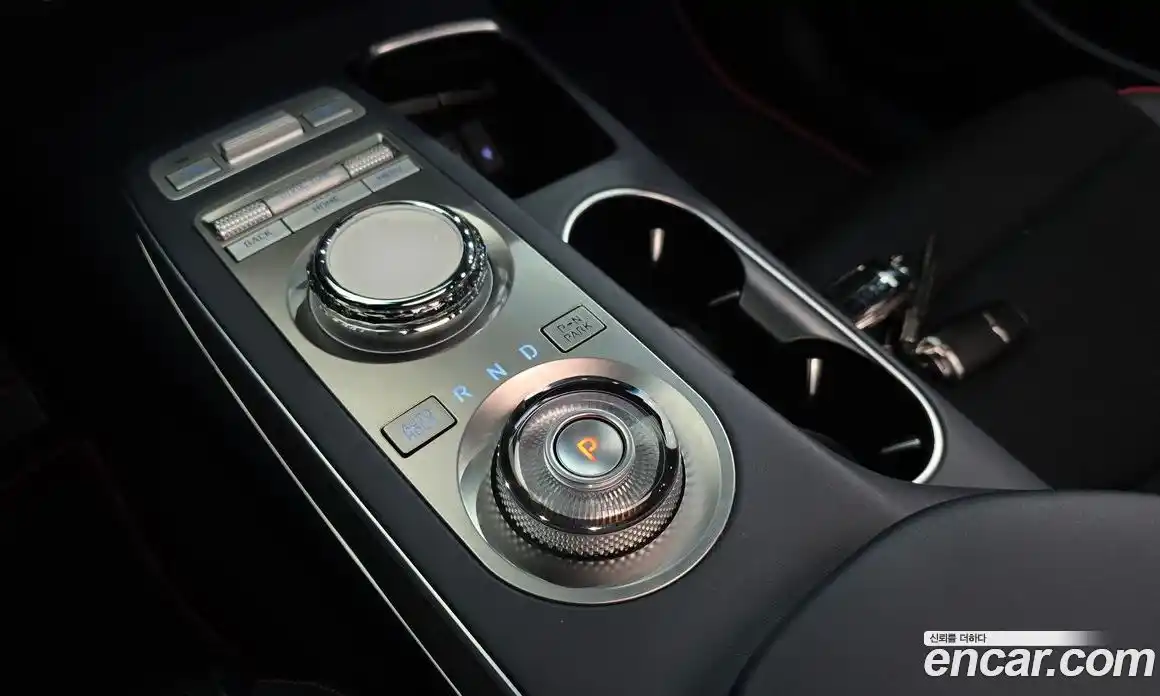 Genesis GV70 2022 2.5 Автомат в Москве № 118573, фото 14