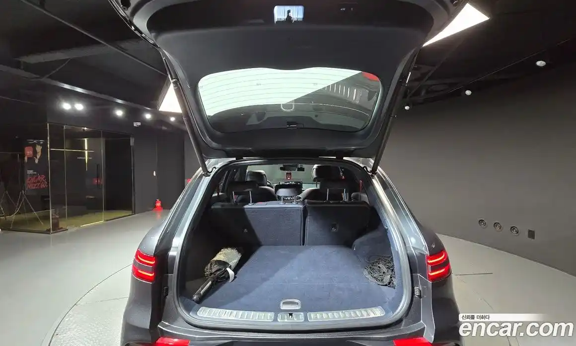 Genesis GV70 2022 2.5 Автомат в Москве № 118573, фото 16