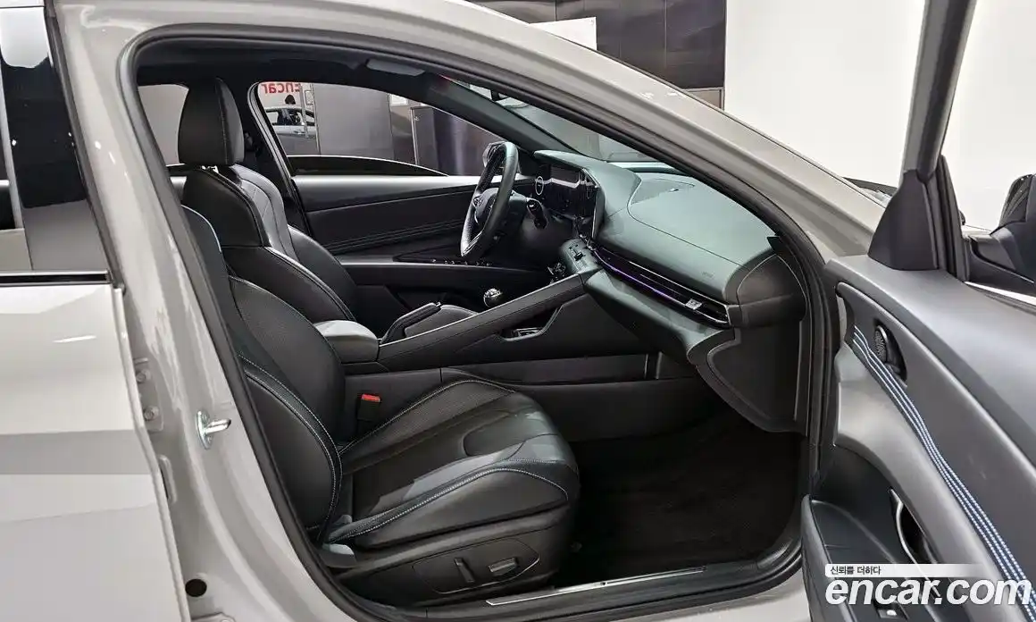 Hyundai Avante 2024 2.0 Механическая в Москве № 119490, фото 14