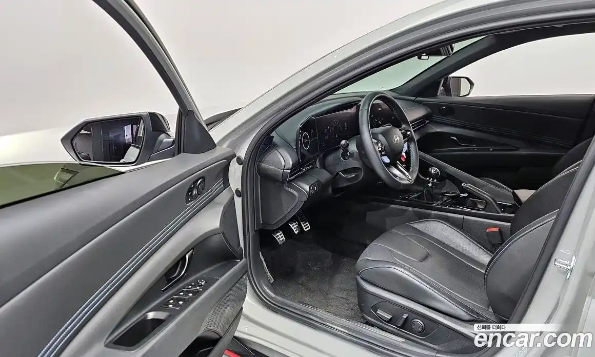 Hyundai Avante 2024 2.0 Механическая в Москве № 119490, фото 16