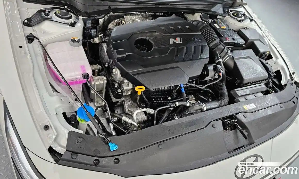 Hyundai Avante 2024 2.0 Механическая в Москве № 119490, фото 17