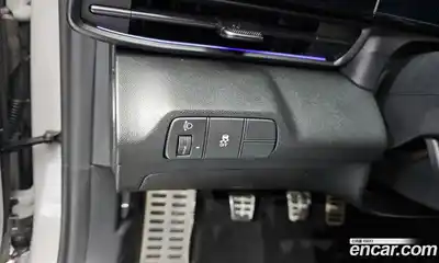 Hyundai Avante 2024 2.0 Механическая в Москве № 119490, миниатюра 9