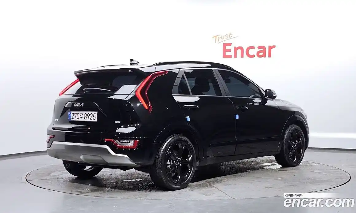 Kia Niro 2023 1.6 Автомат в Москве № 120411, фото 14