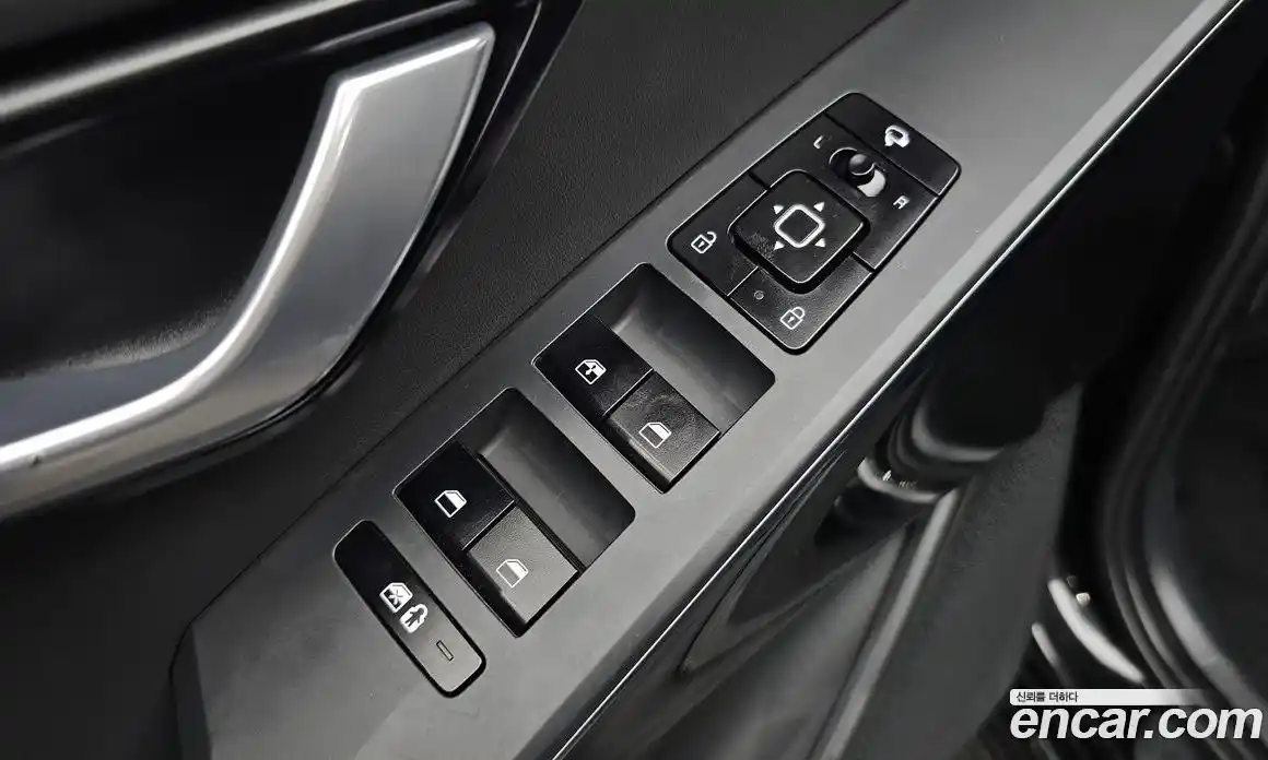 Kia Niro 2023 1.6 Автомат в Москве № 120411, фото 16