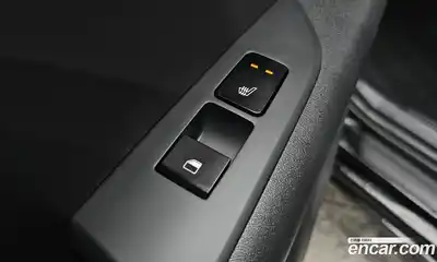 Kia Niro 2023 1.6 Автомат в Москве № 120411, миниатюра 4