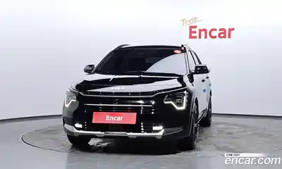 Kia Niro 2023 1.6 Автомат в Москве № 120411, миниатюра 9