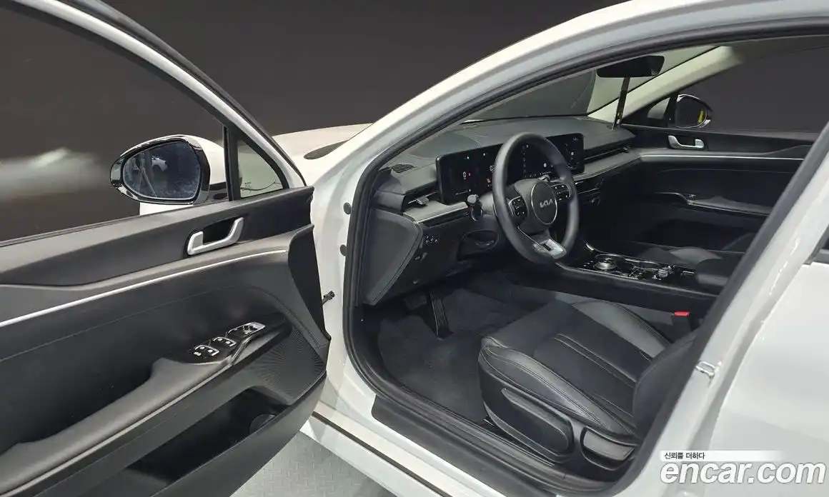 Kia K5 2024 2.0 Автомат в Москве № 122217, фото 14