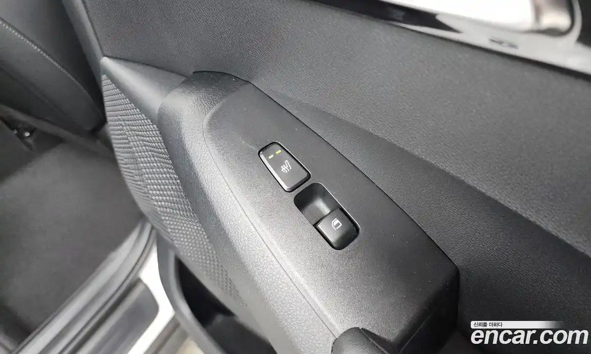 Kia Seltos 2023 1.6 Автомат в Москве № 123988, фото 6