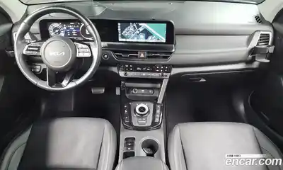 Kia Seltos 2023 1.6 Автомат в Москве № 123988, миниатюра 8