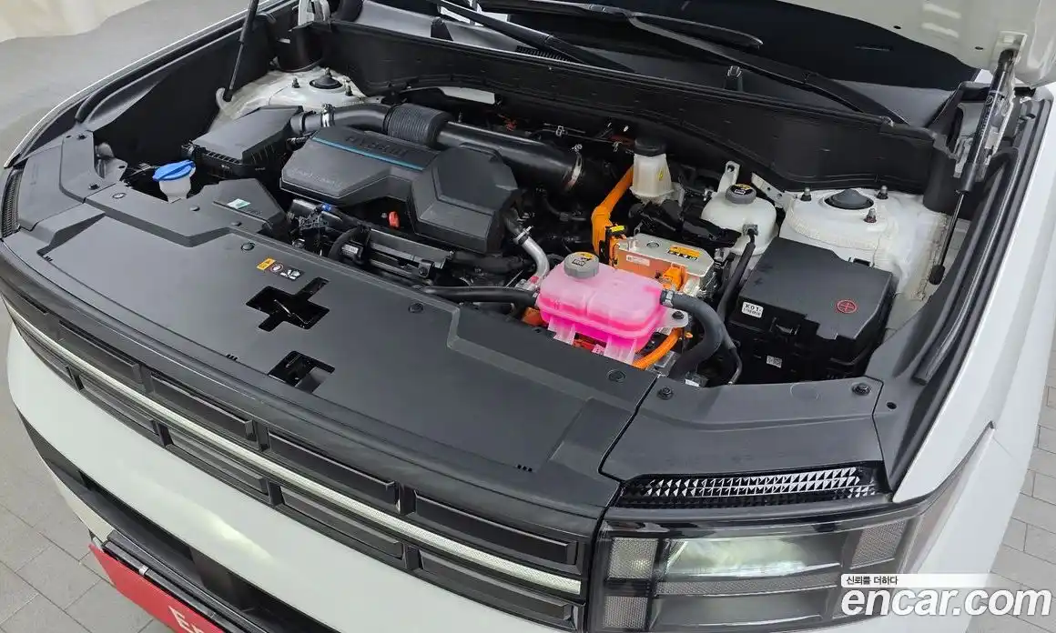 Hyundai Santa Fe 2024 1.6 Автомат в Москве № 125311, фото 14