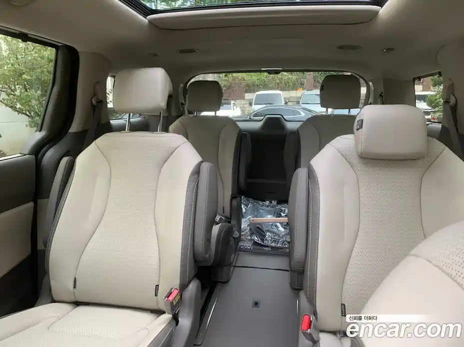 Kia Canival 2026 3.5 Автомат в Москве № 127545, фото 12