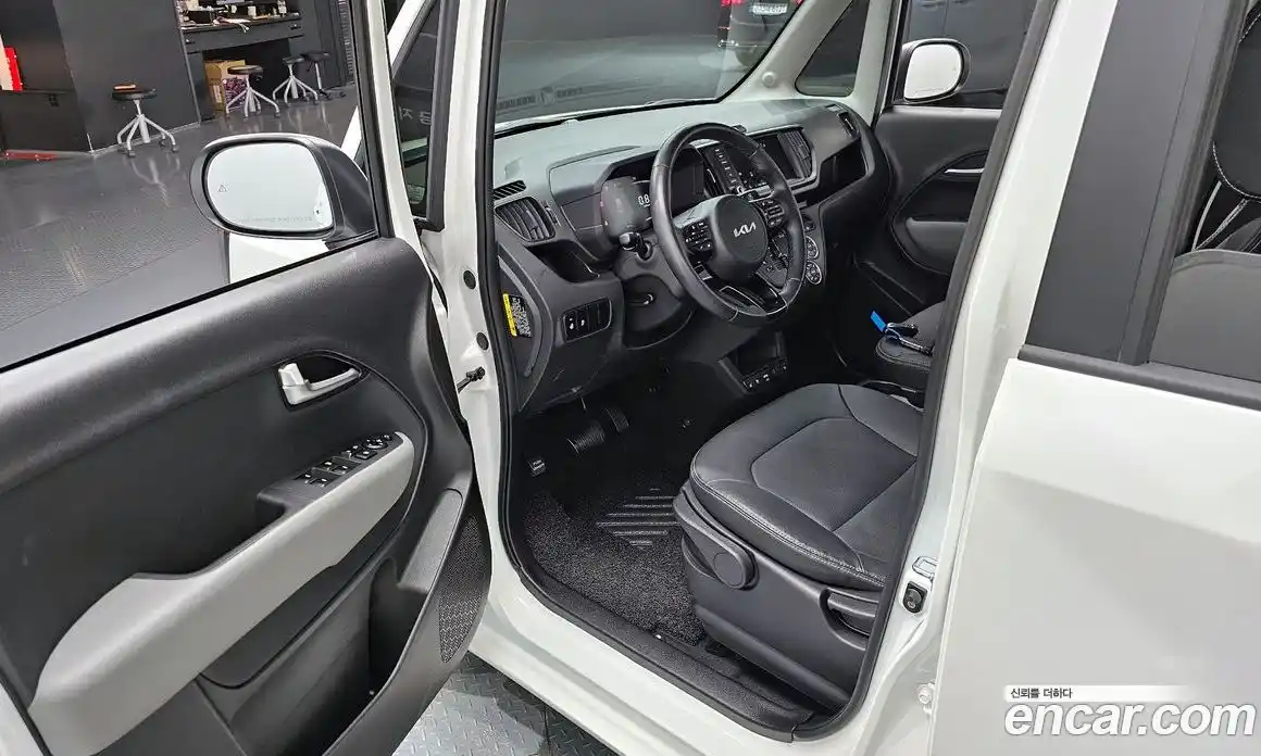 Kia Ray 2024 1.0 Автомат в Москве № 127797, фото 15